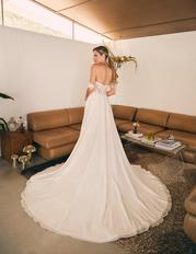 BL408 Ivory/Nude/Ivory back