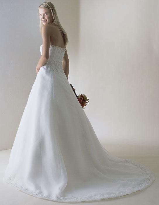 Casablanca Bridal 1602