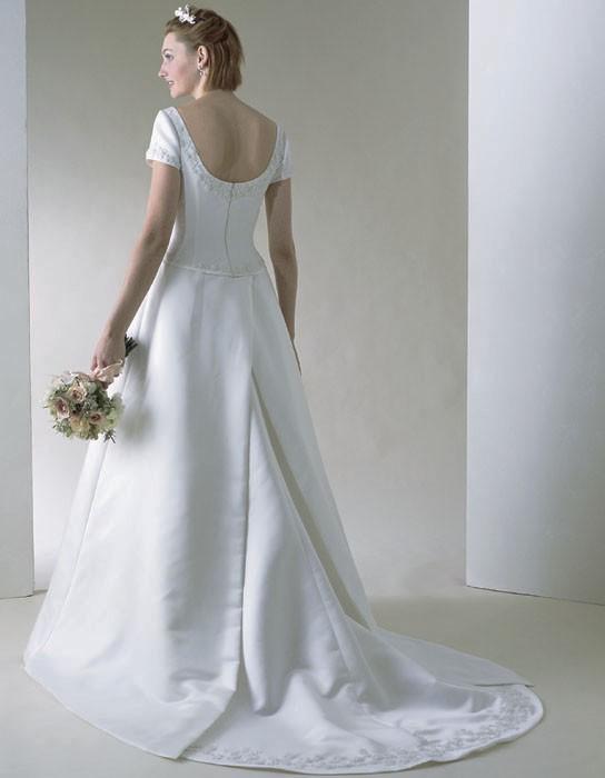 Casablanca Bridal 1604