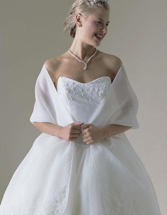 Casablanca Bridal 1605