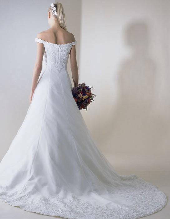 Casablanca Bridal 1607