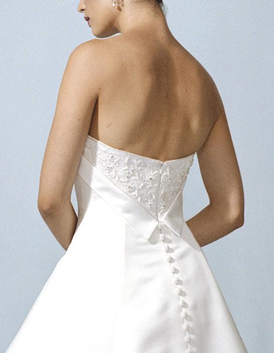 Casablanca Bridal 1628