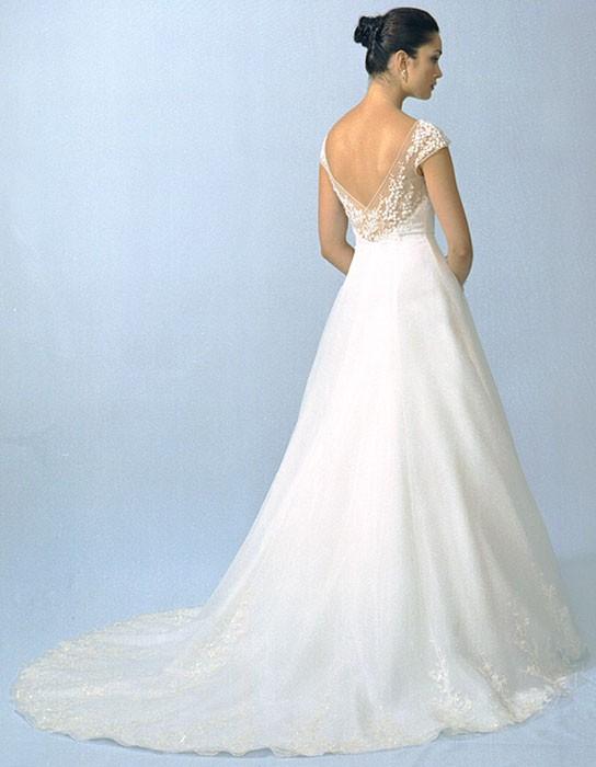 Casablanca Bridal 1635