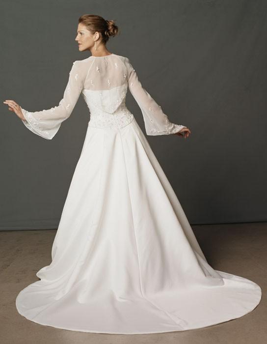 Casablanca Bridal 1689