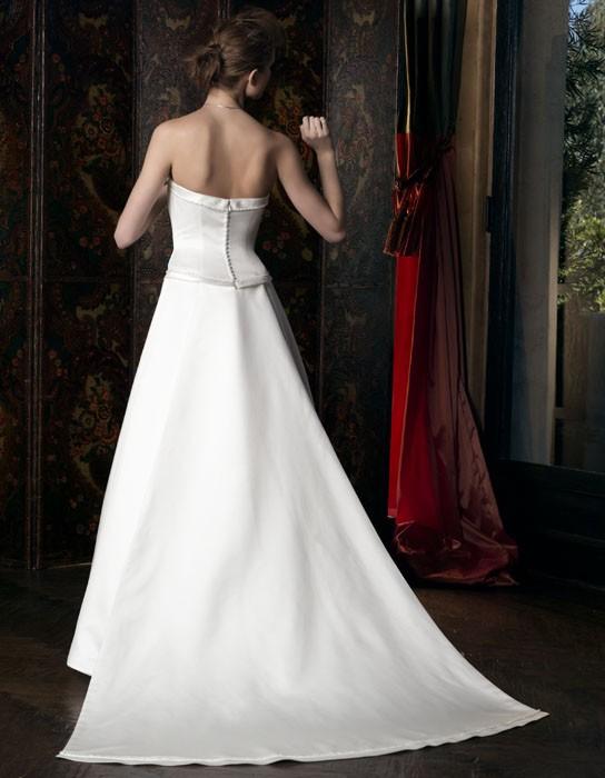 Casablanca Bridal 1724