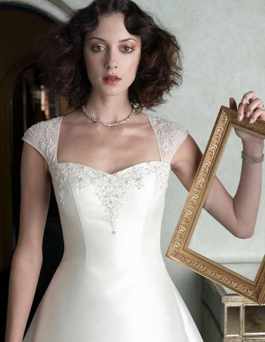 Casablanca Bridal 1742