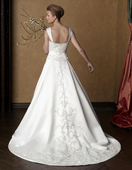 Casablanca Bridal 1757