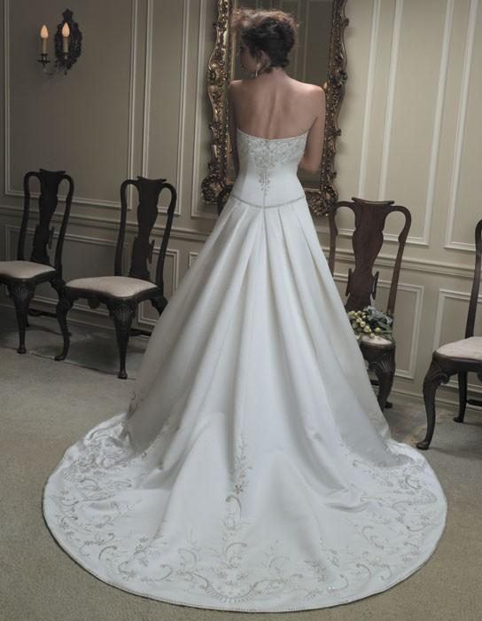 Casablanca Bridal 1776