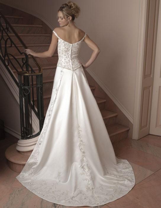 Casablanca Bridal 1803