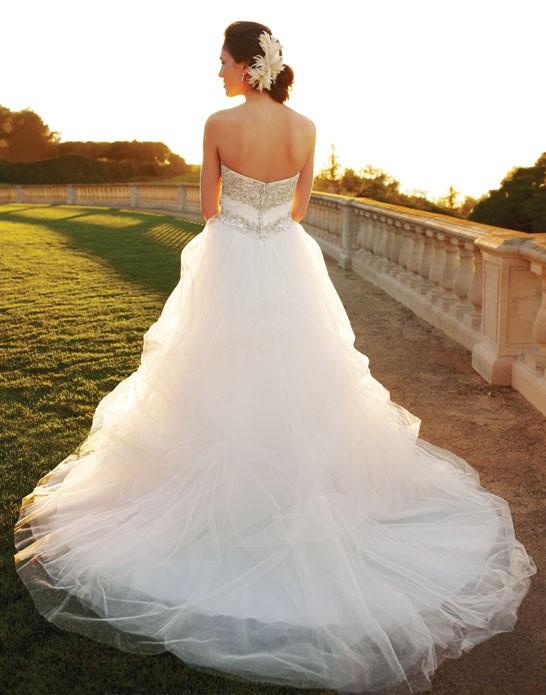 Casablanca Bridal 2052