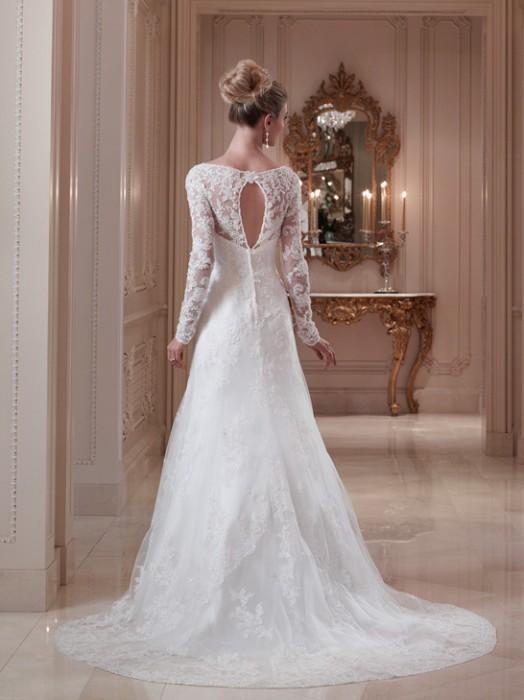 Casablanca Bridal 2079