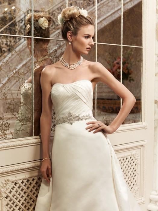 Casablanca Bridal 2084