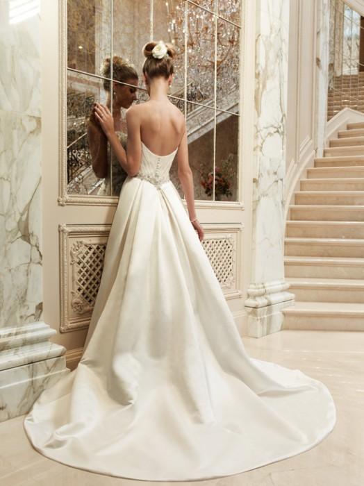 Casablanca Bridal 2084