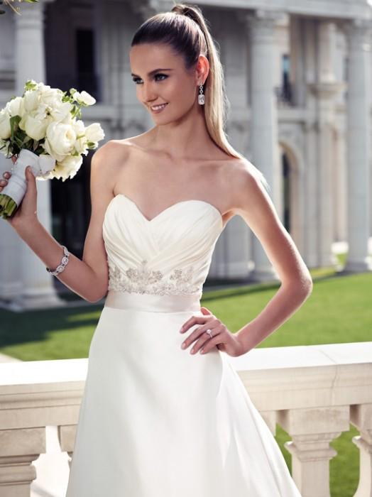 Casablanca Bridal 2089