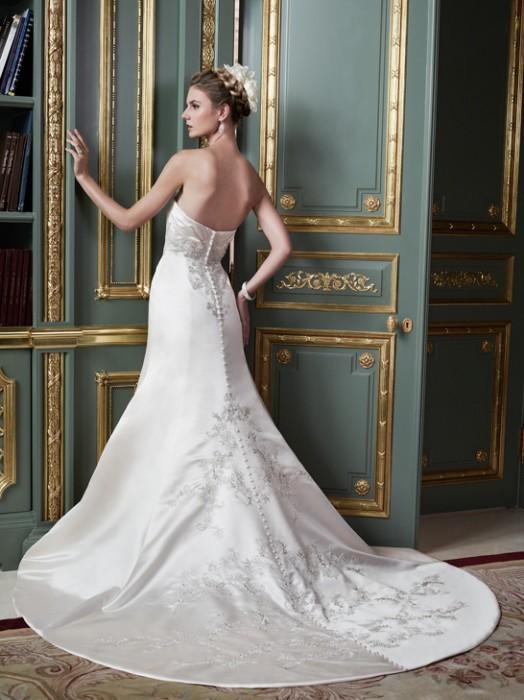 Casablanca Bridal 2095