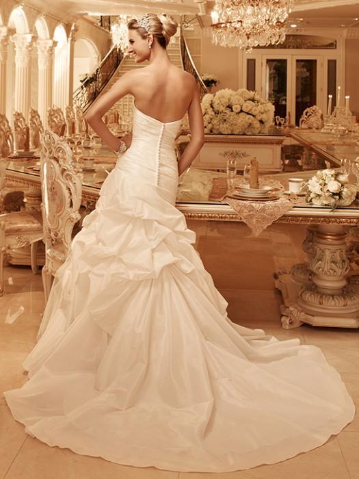 Casablanca Bridal 2100