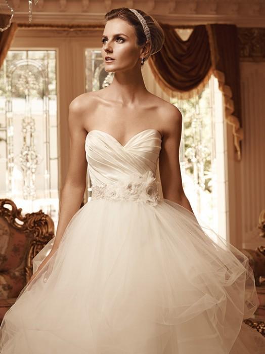 Casablanca Bridal 2103