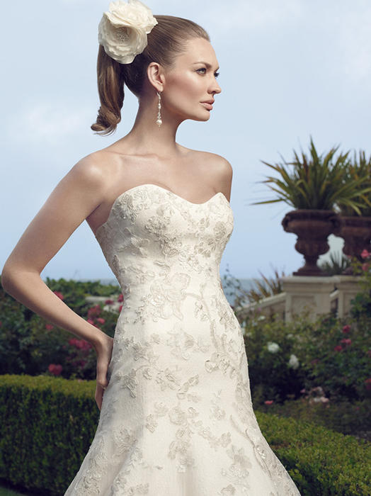 Casablanca Bridal 2159