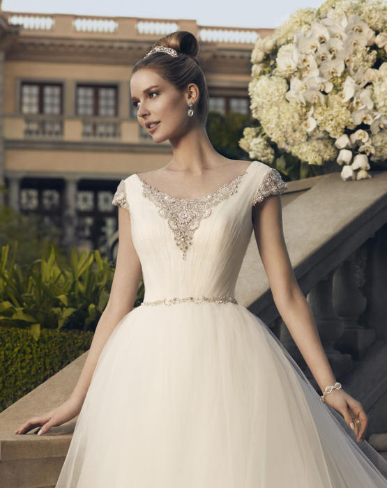 Casablanca Bridal 2167