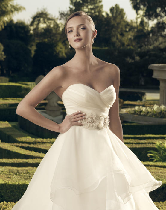 Casablanca Bridal 2174