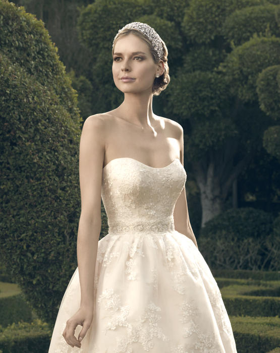 Casablanca Bridal 2182