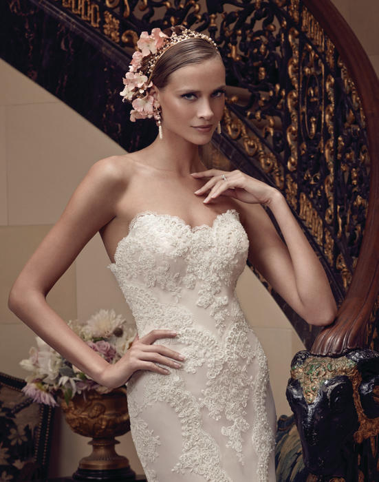 Casablanca Bridal 2201