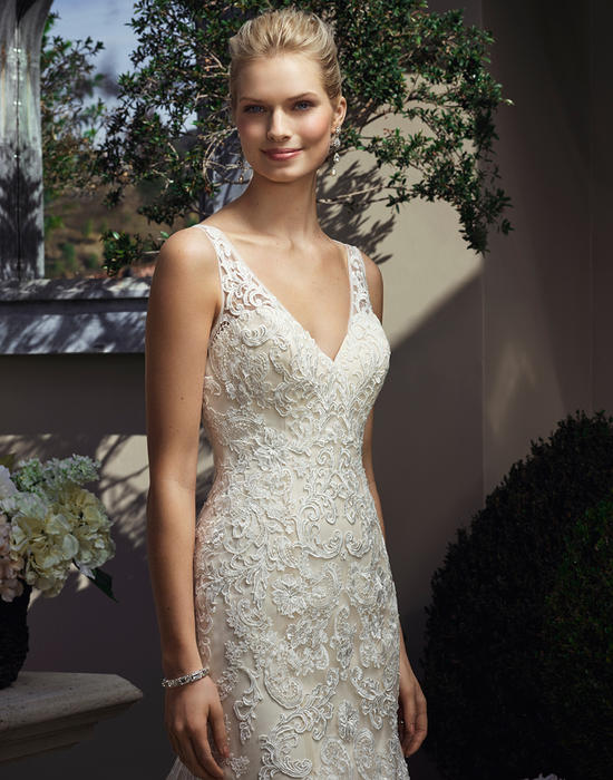 Casablanca Bridal 2206