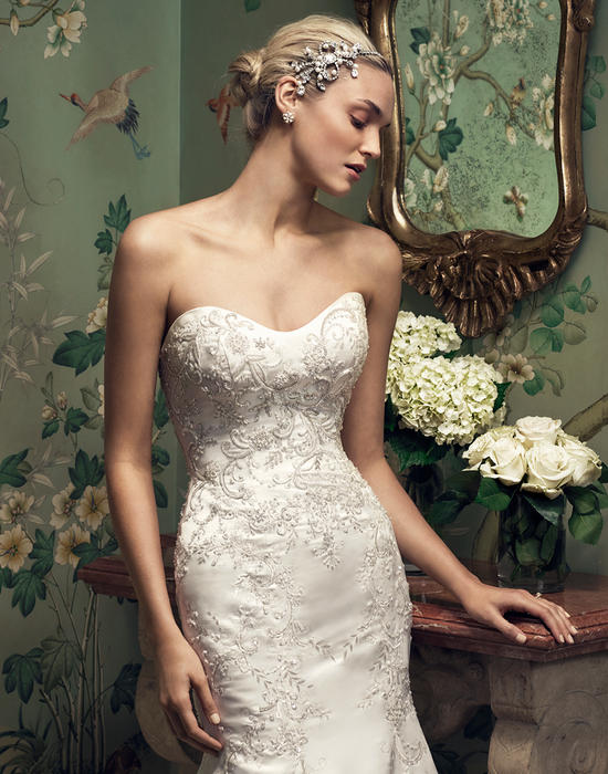 Casablanca Bridal 2207