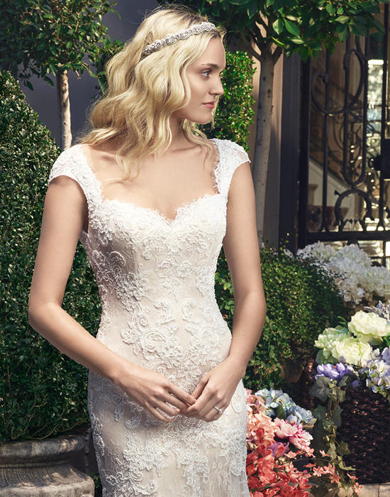 Casablanca Bridal 2215