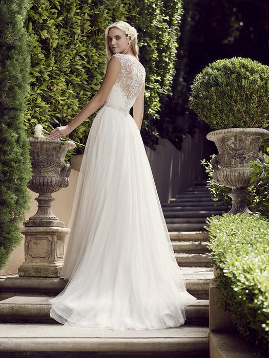 Casablanca Bridal 2225