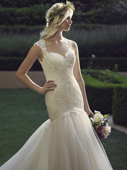 Daffodil - Casablanca Bridal  2237