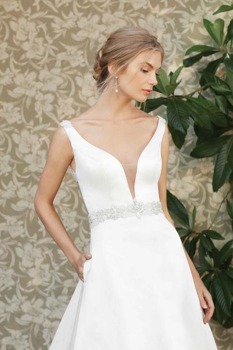 Viola - Casablanca Bridal 2285