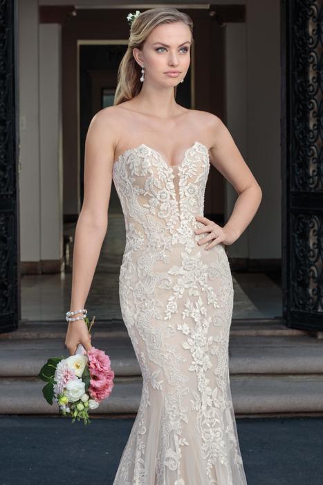 Casablanca Bridal 2325