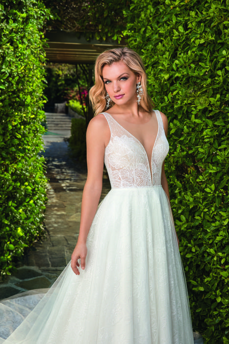 Casablanca Bridal 2353