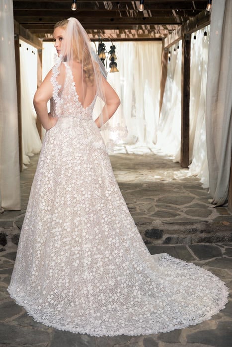 Casablanca Bridal 2354