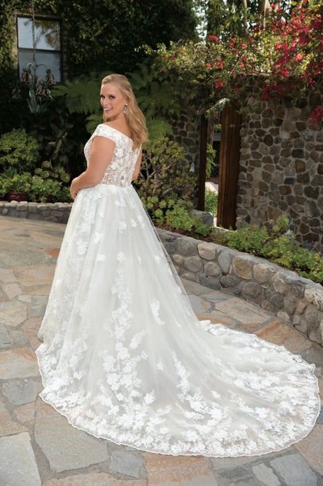 Casablanca Bridal 2361