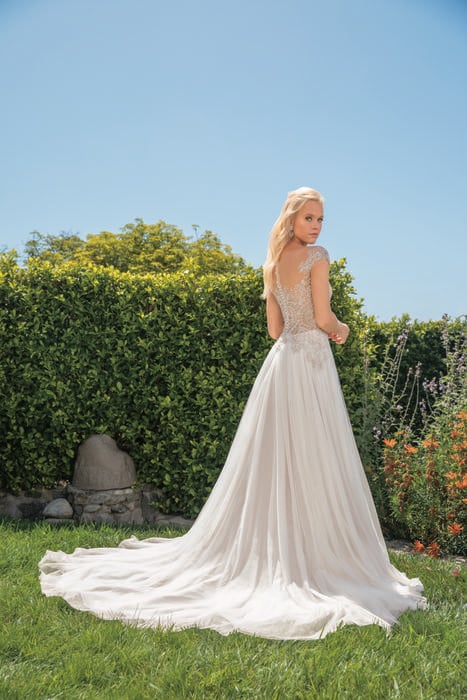 Casablanca Bridal 2364