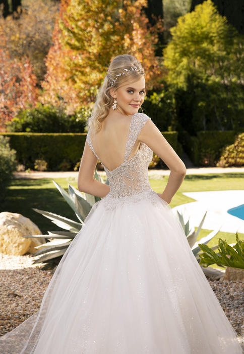 Casablanca Bridal 2374