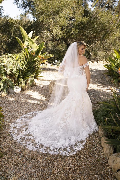 Casablanca Bridal 2376