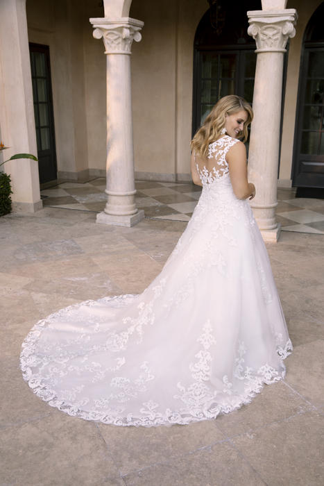 Casablanca Bridal 2383