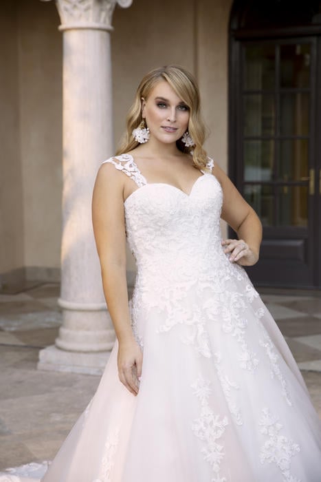 Casablanca Bridal 2383