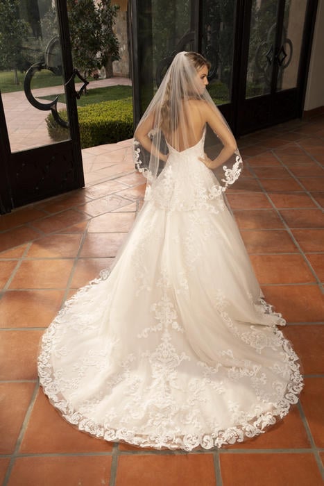 Casablanca Bridal 2383