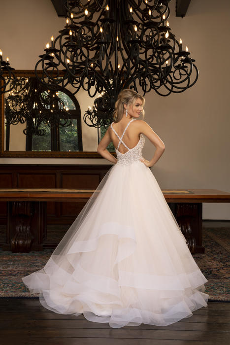 Casablanca Bridal 2384