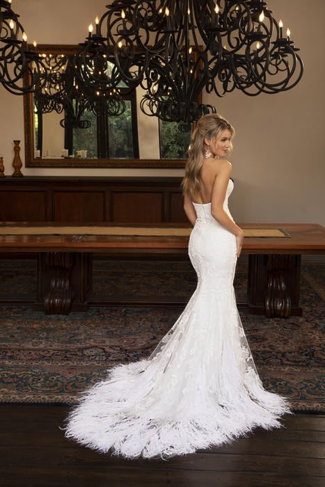 Casablanca Bridal 2385