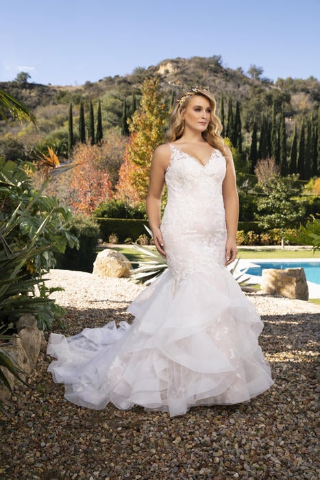 Casablanca Bridal 2391