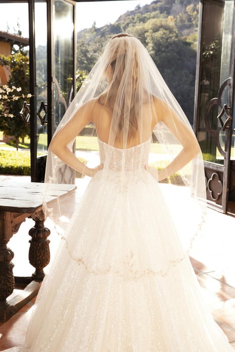 Casablanca Bridal 2394