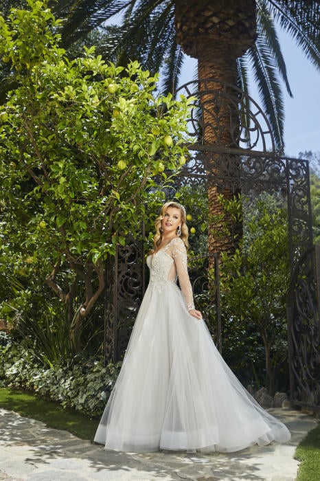 Casablanca Bridal 2395