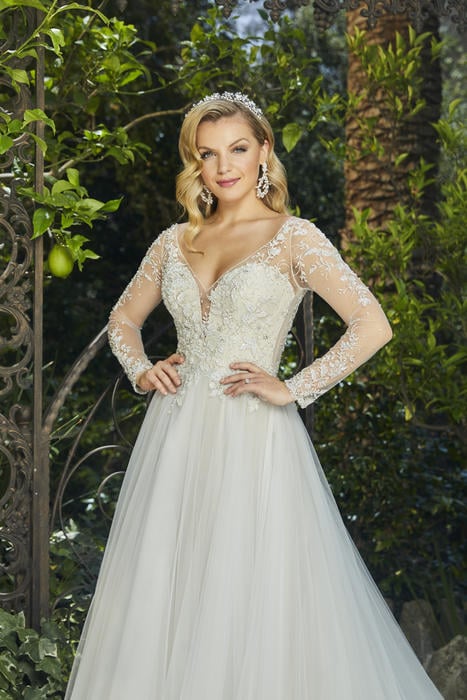 Casablanca Bridal 2395