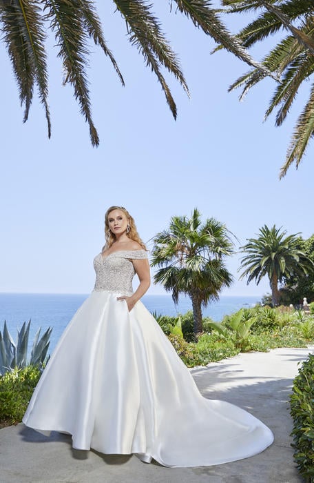 Casablanca Bridal 2401-3