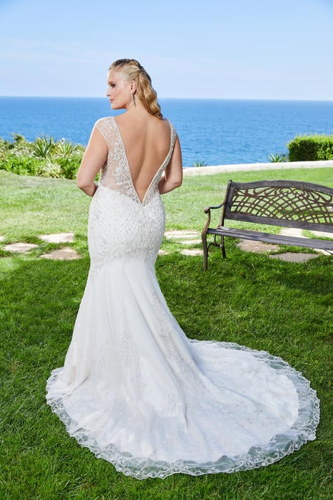 Casablanca Bridal 2404